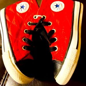 Toddler Boys hightop chucks